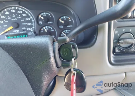 2000 Chevrolet Silverado 1500 Ls из США, поврежденный, VIN 1GCEK19T5YE359393